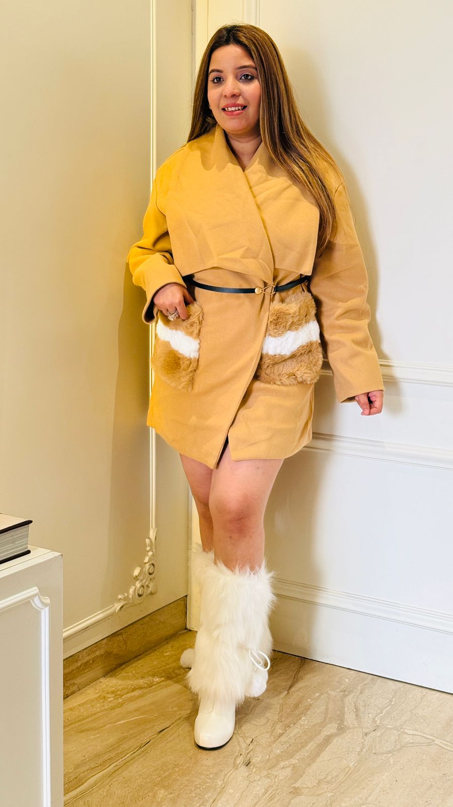Yellow Warm Long Coat with Fur Pockets – Elegant Winter Wear