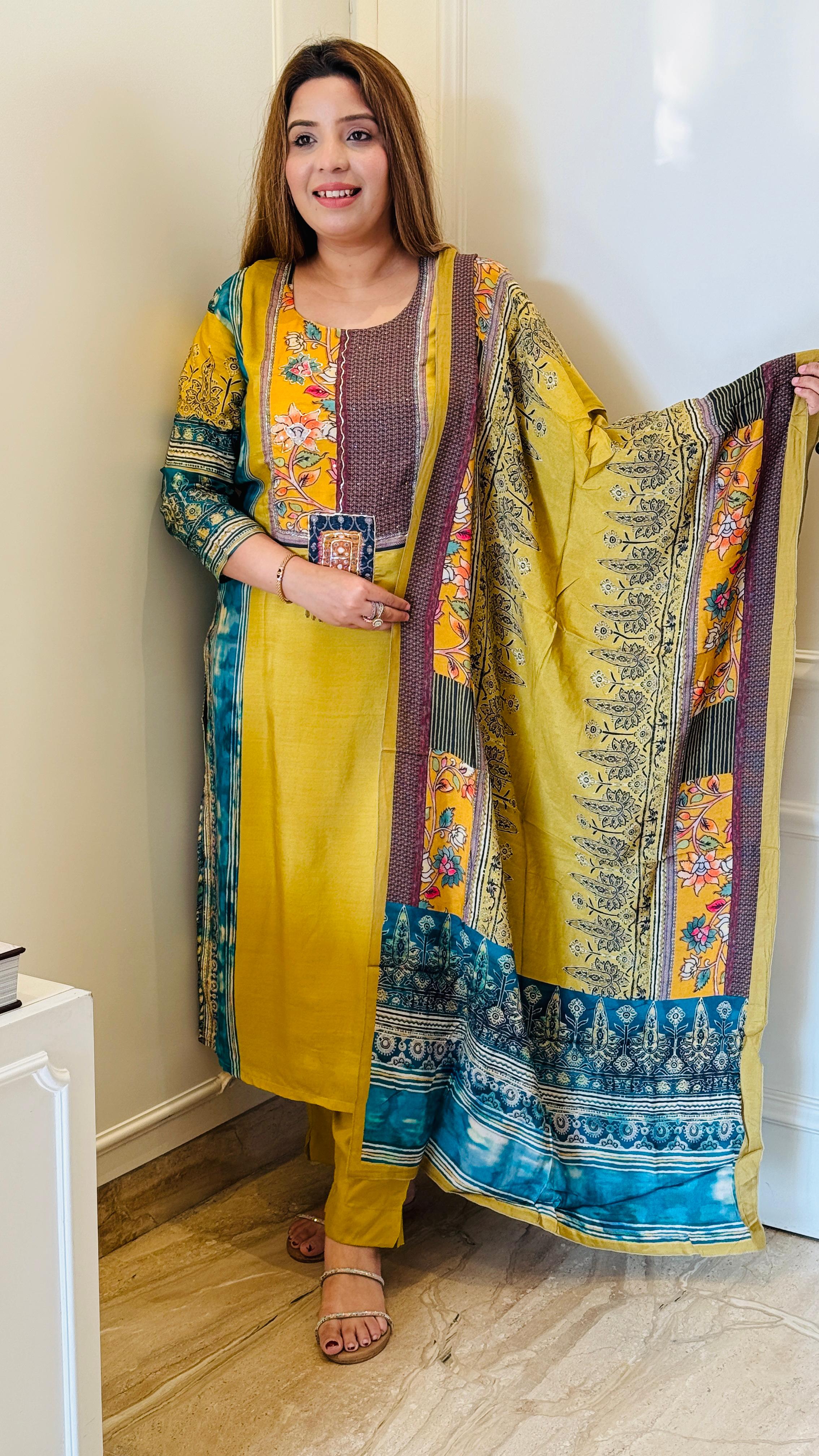 Yellow Noor-e-Pakistan Suit Set