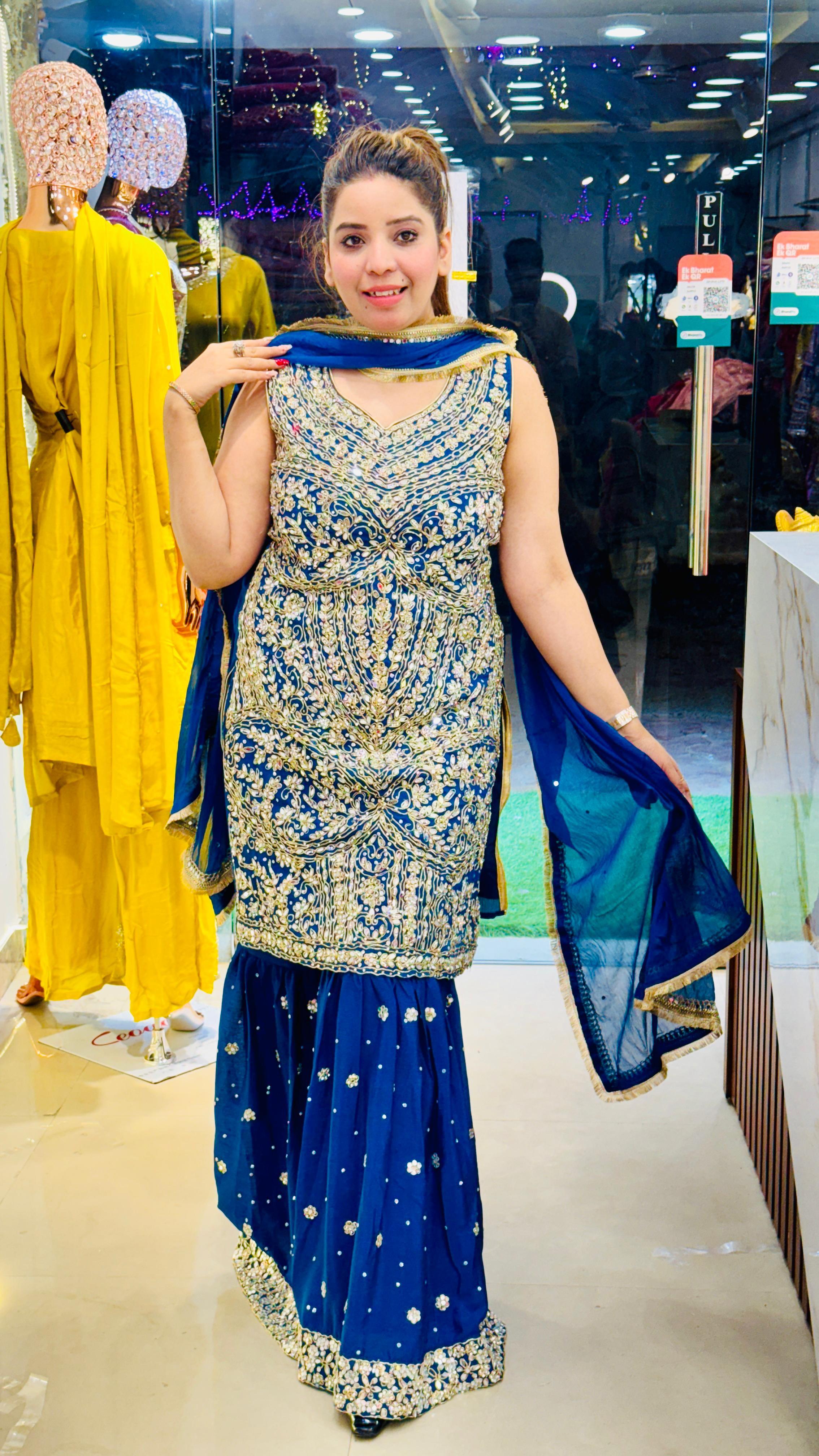 Blue & Red Bridal Tulip Set