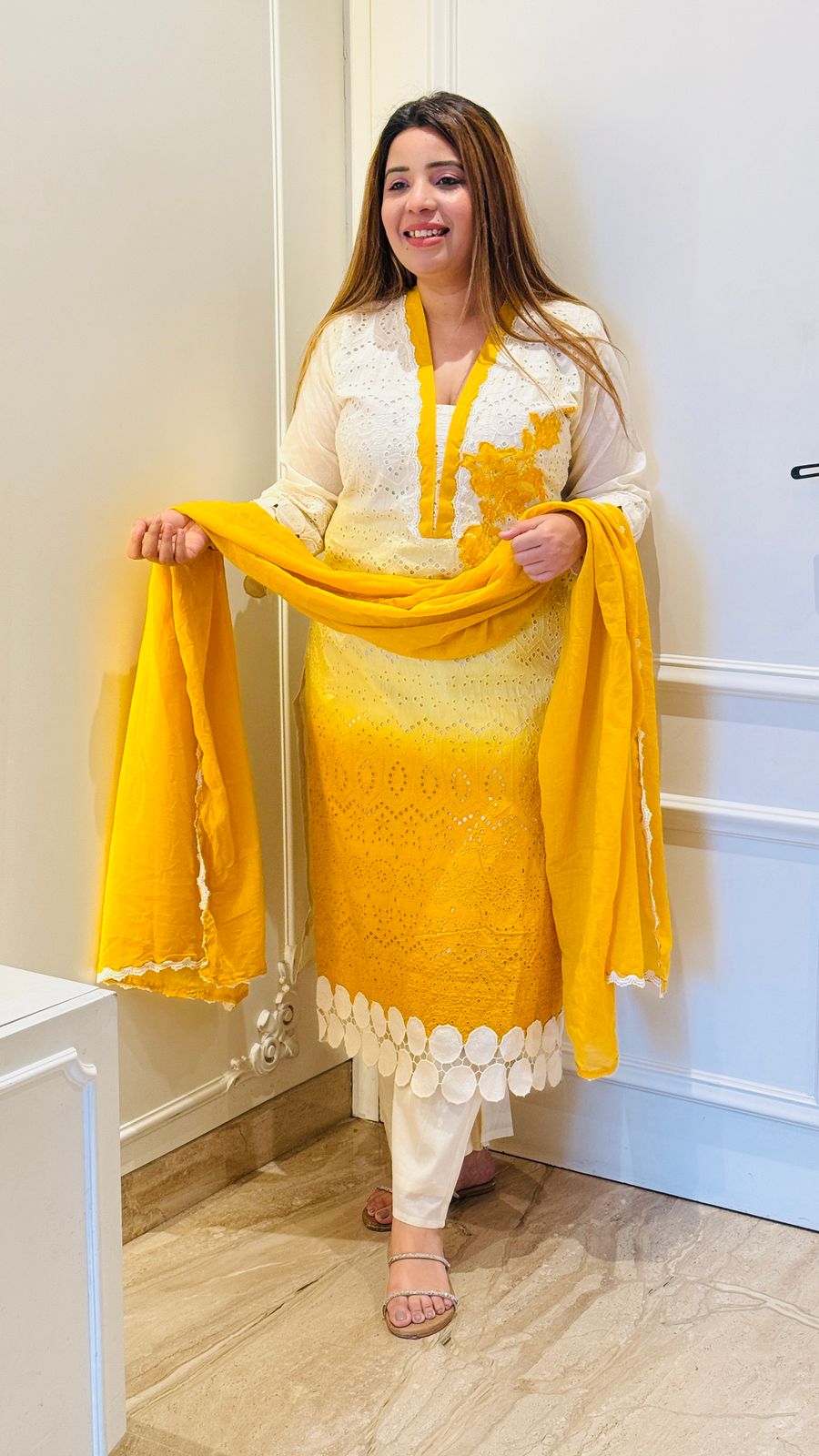 Ombre Elegance Schiffli Set (Yellow)