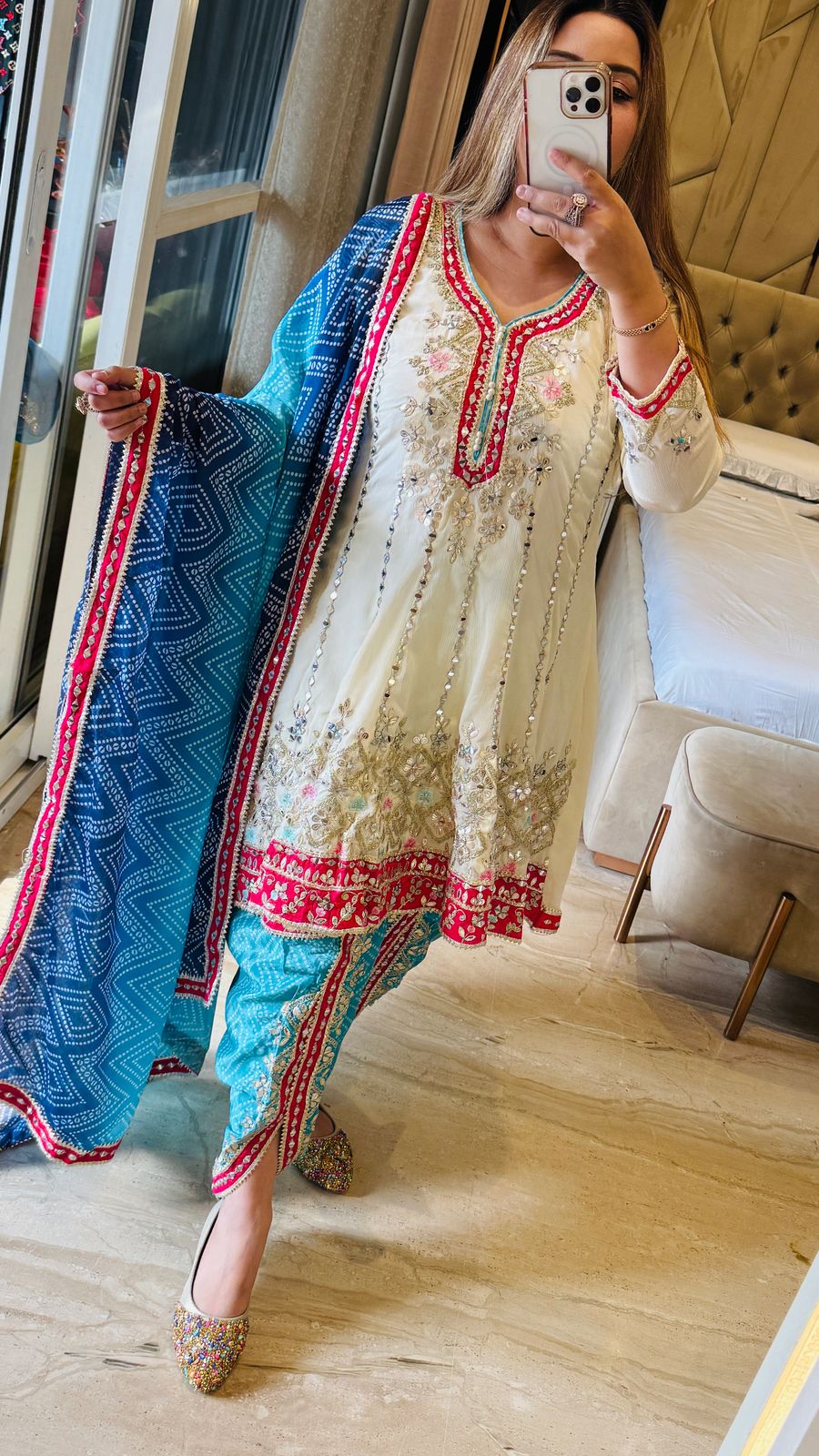 Aarvi GottaWork Tulip Set- White