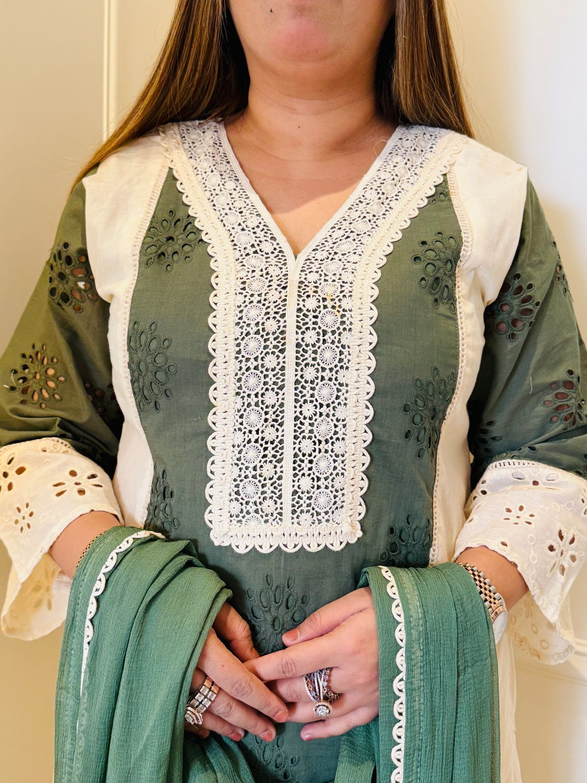 Zoya Schiffli Suit Set- Green