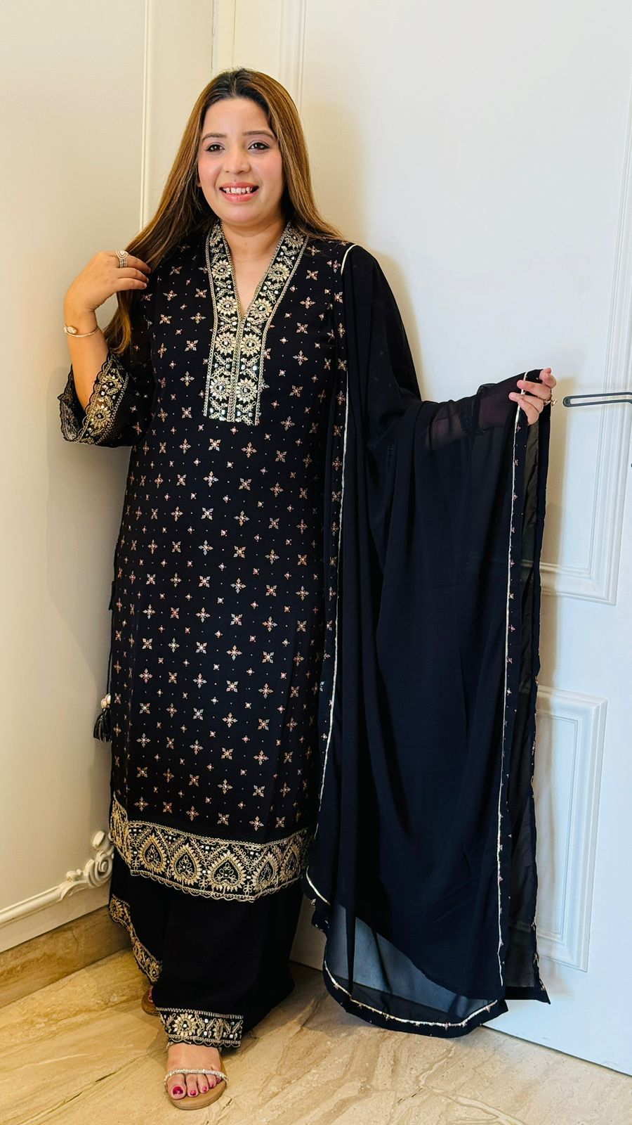 Noor-e-Pakistan Suit Set- Black