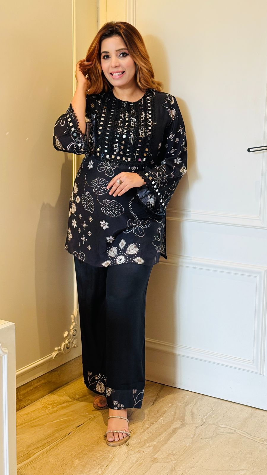 Nayra Bandhej Cordset- Black