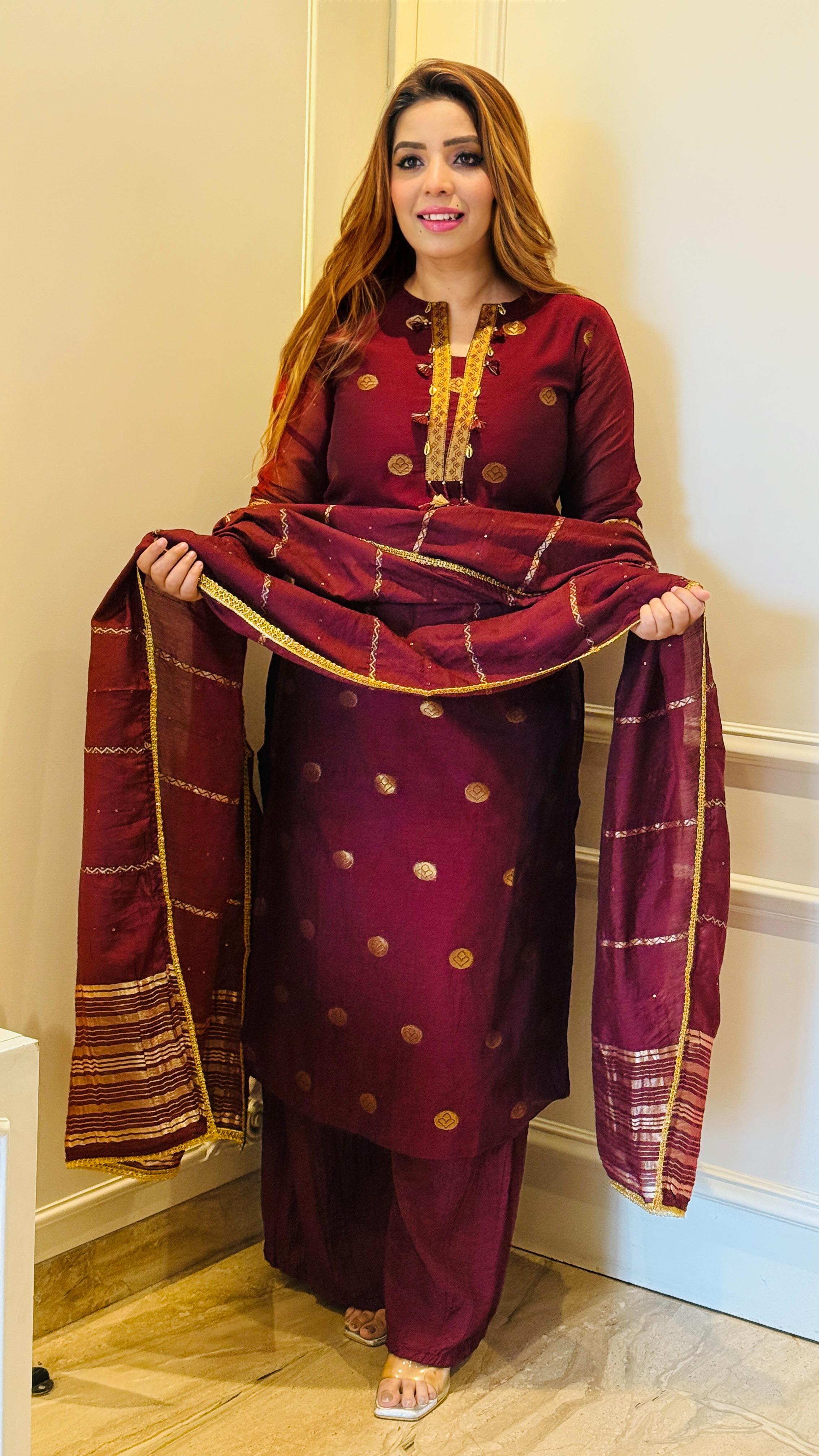 Kanishka Suit Set- Red