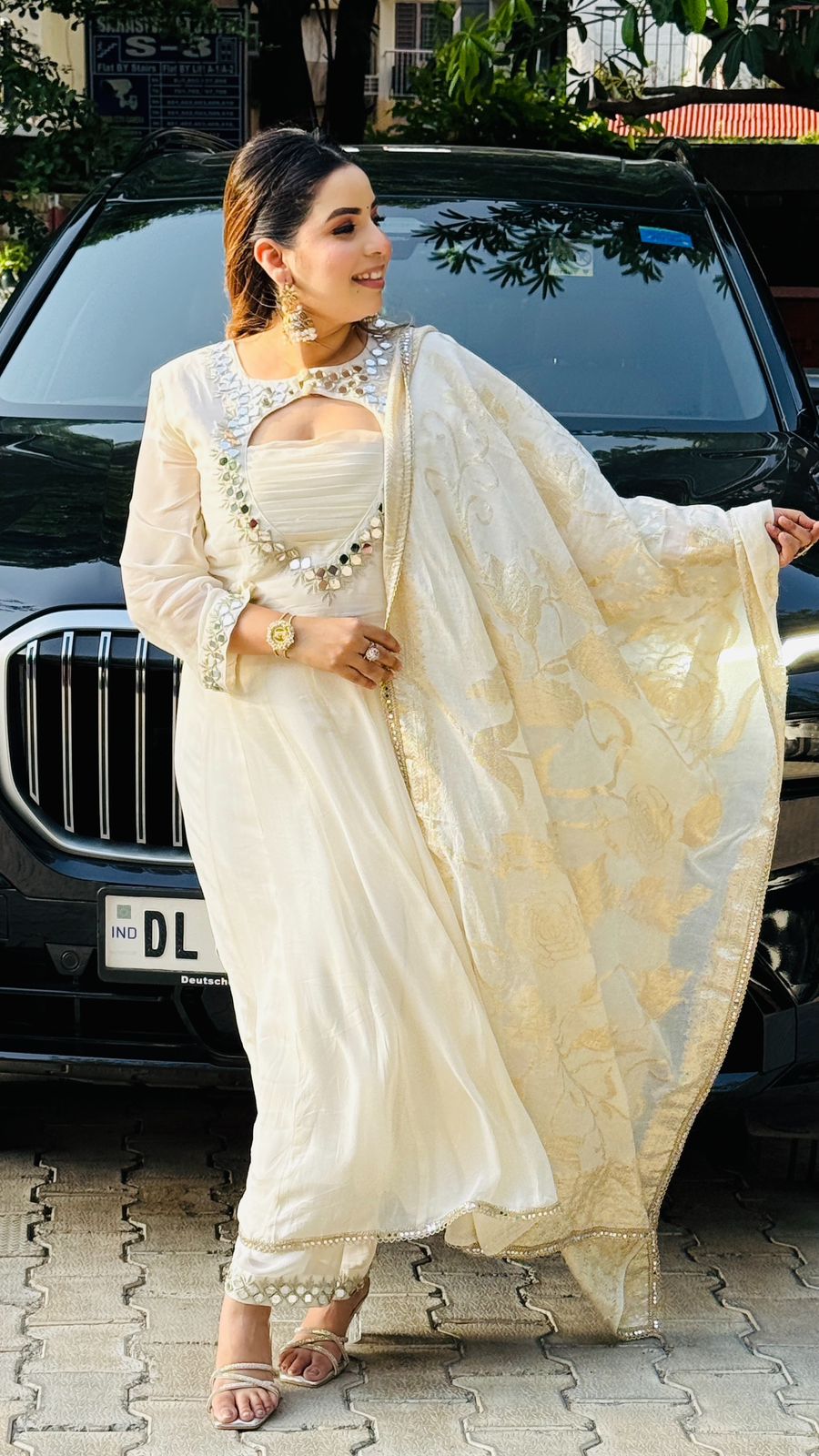 Aarvi Anarkali Set- White, Purple, Red, Black