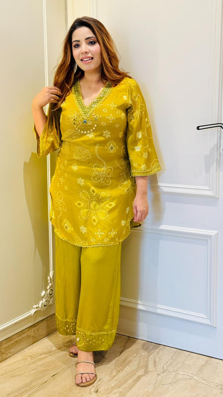 Iraaya Bandhni Set- Yellow