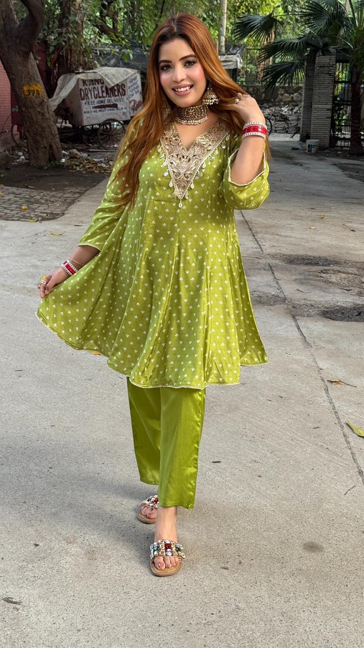 Sarul Peplum Set- Green, Pink