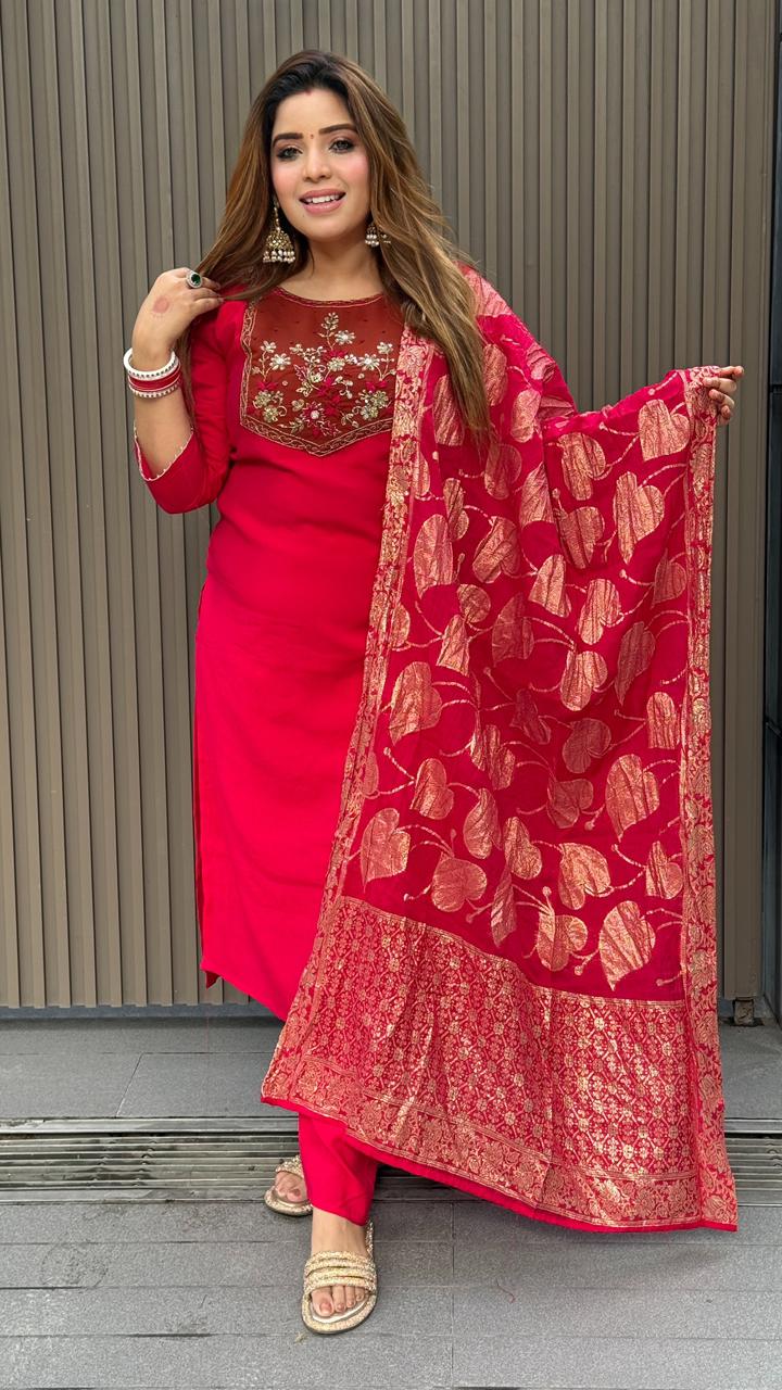 Amaira Suit Set- Magenta