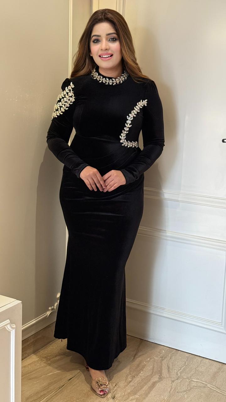 Stonelle Dress- Maroon, Black