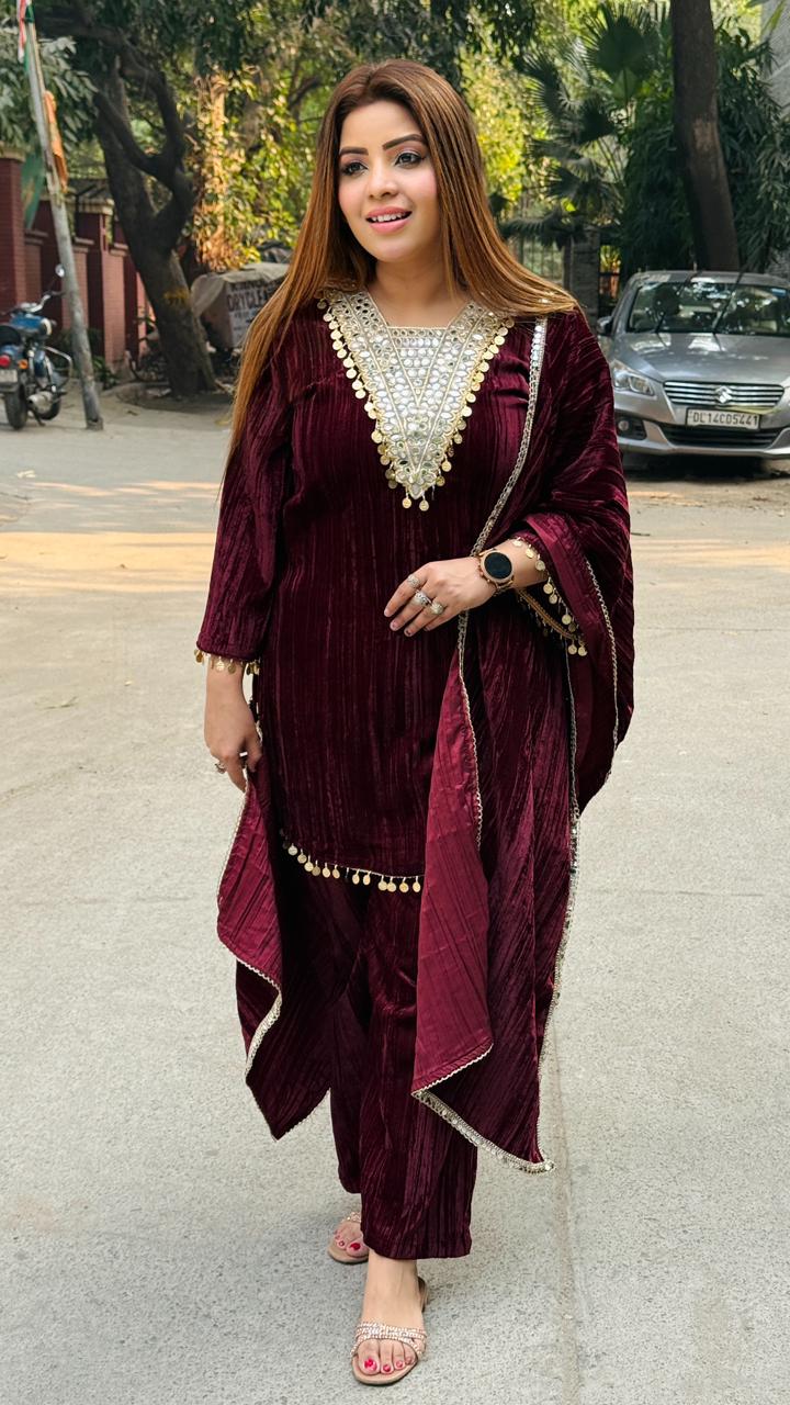 Zehira Suit Set- Maroon, Black