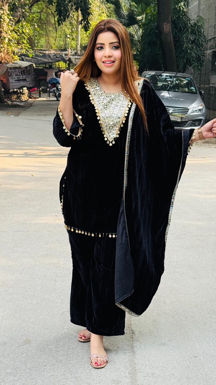 Zehira Suit Set- Maroon, Black