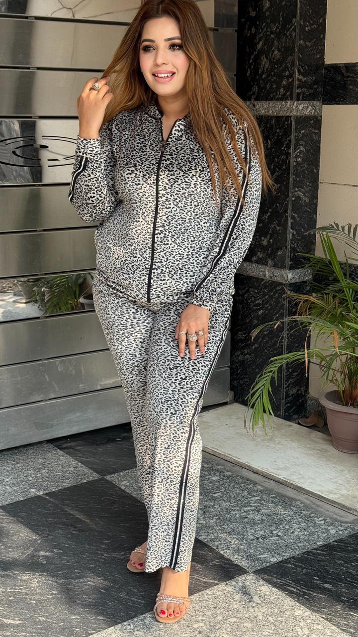 Zarelyn Tracksuit- White, Brown