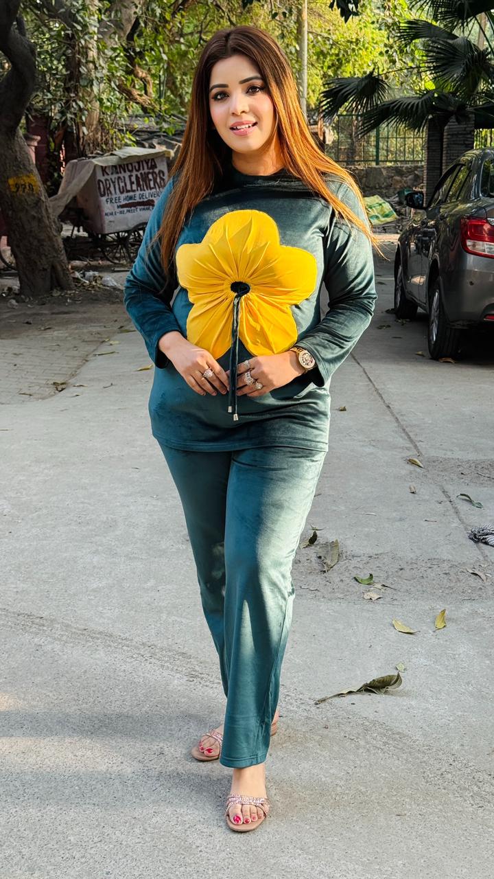 Arvella Velvet Cordset- Green Grey, Black, Yellow, Red