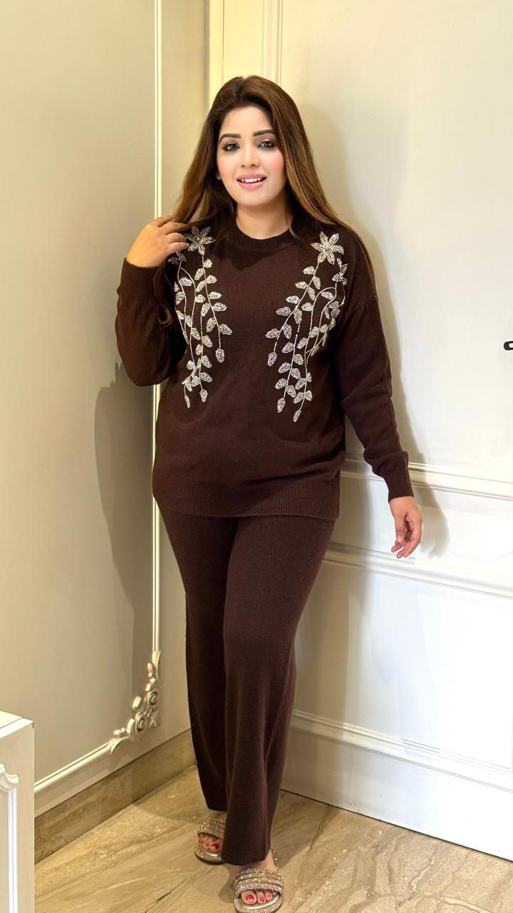 Winterlyn Warm Cordset- White, Blue, Bown, Black