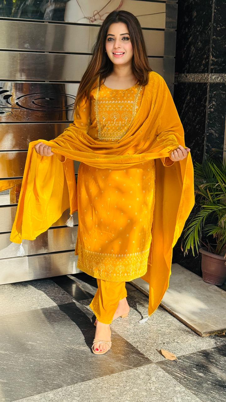 Elsinora Velvet Suit Set- Mustard