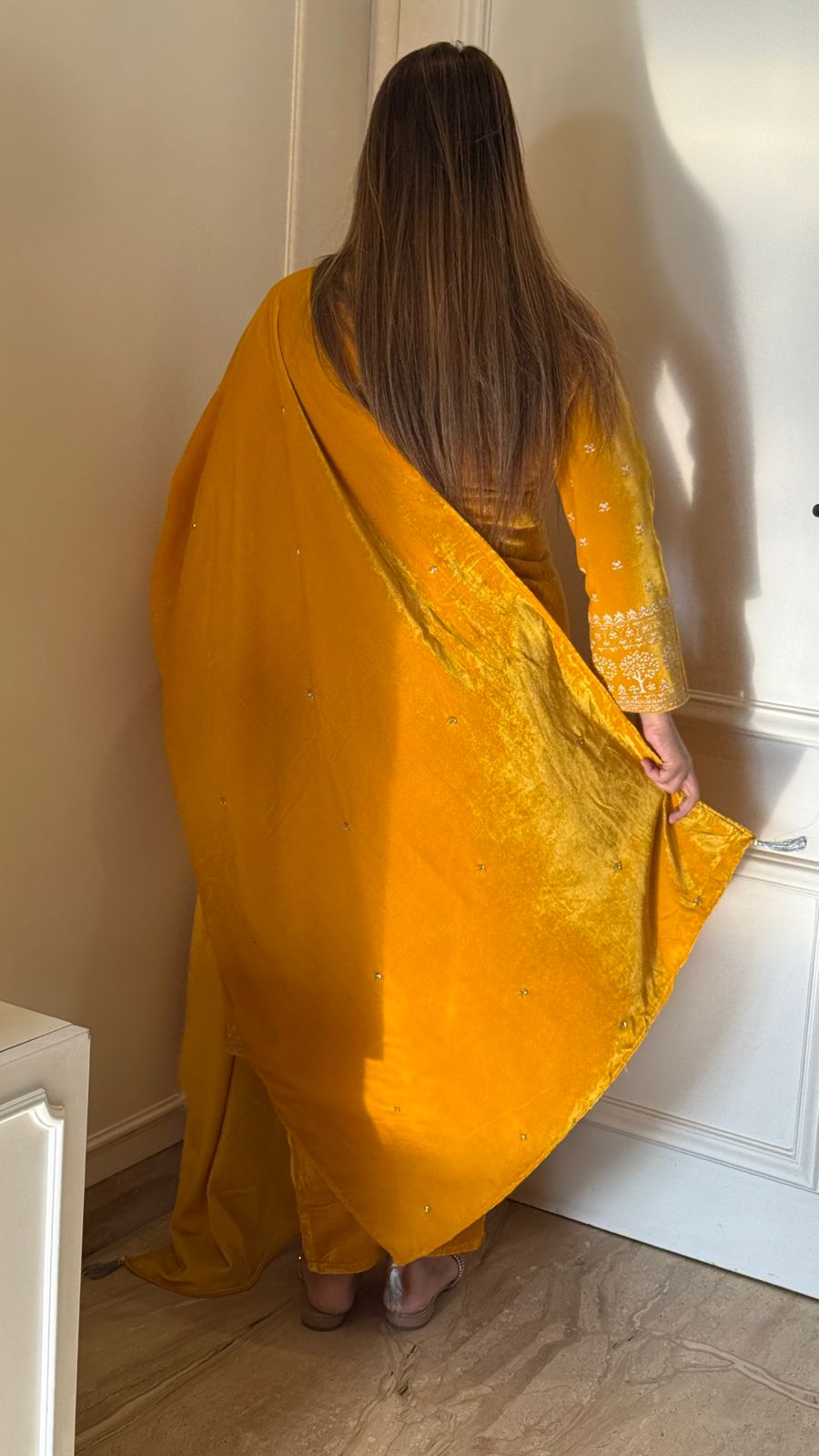 Elsinora Velvet Suit Set- Mustard