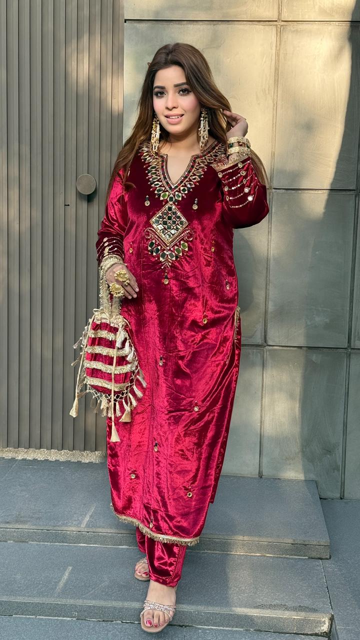 Mirzara Velvet Kaftan Kurta- Maroon, Purple