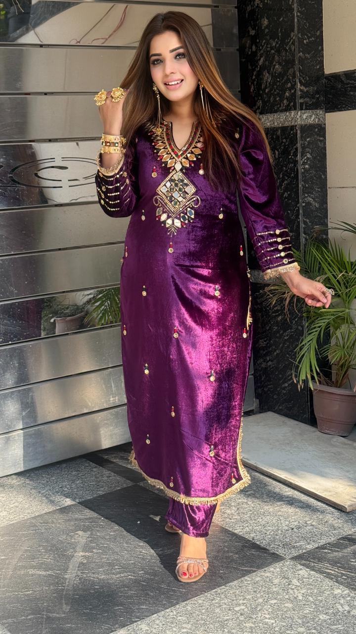 Mirzara Velvet Kaftan Kurta- Maroon, Purple