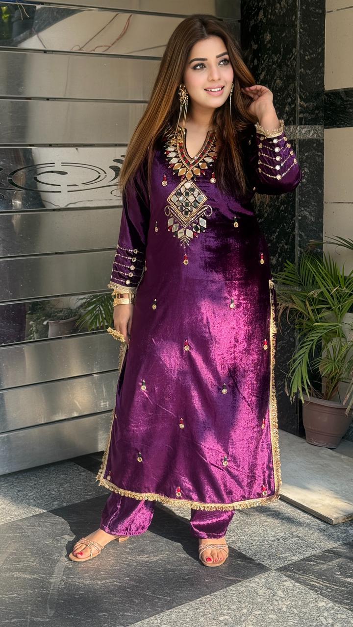 Mirzara Velvet Kaftan Kurta- Maroon, Purple