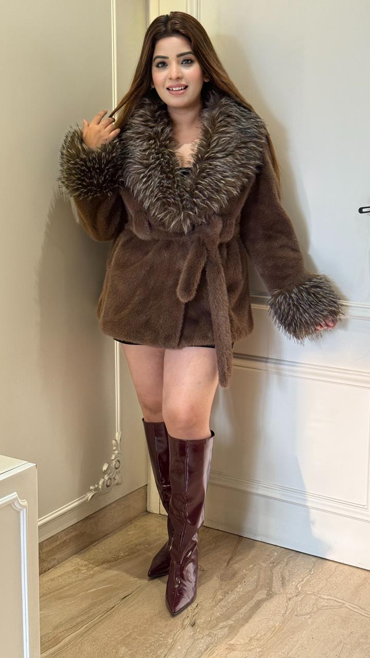 Vionna Fur Sleeve Jacket- Black, Brown