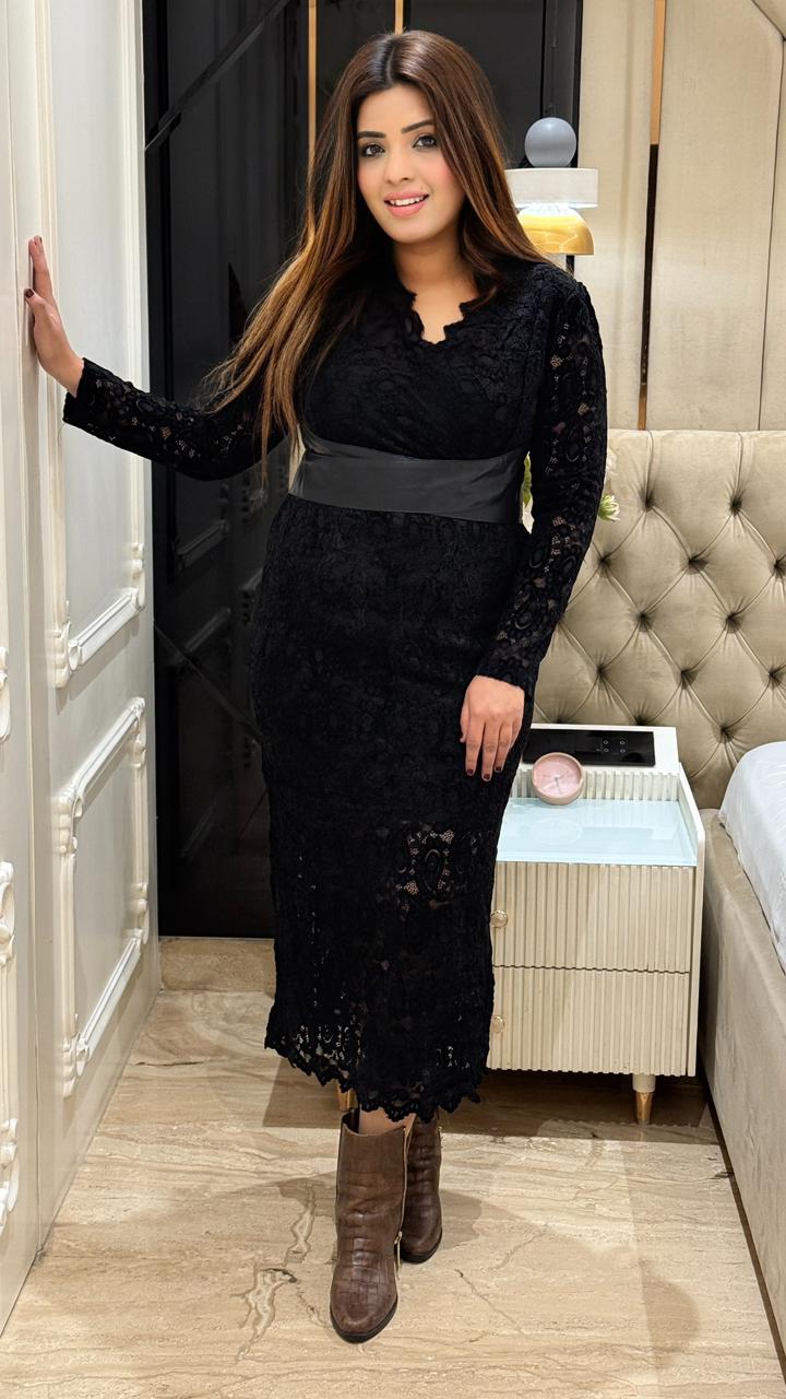 Ruya Net Velvet Dress- Brown, White, Black