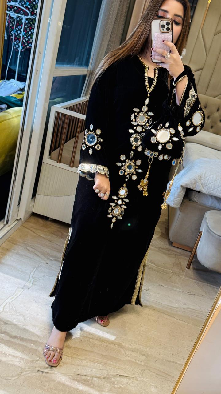 Sareya Kurti- Green, Black