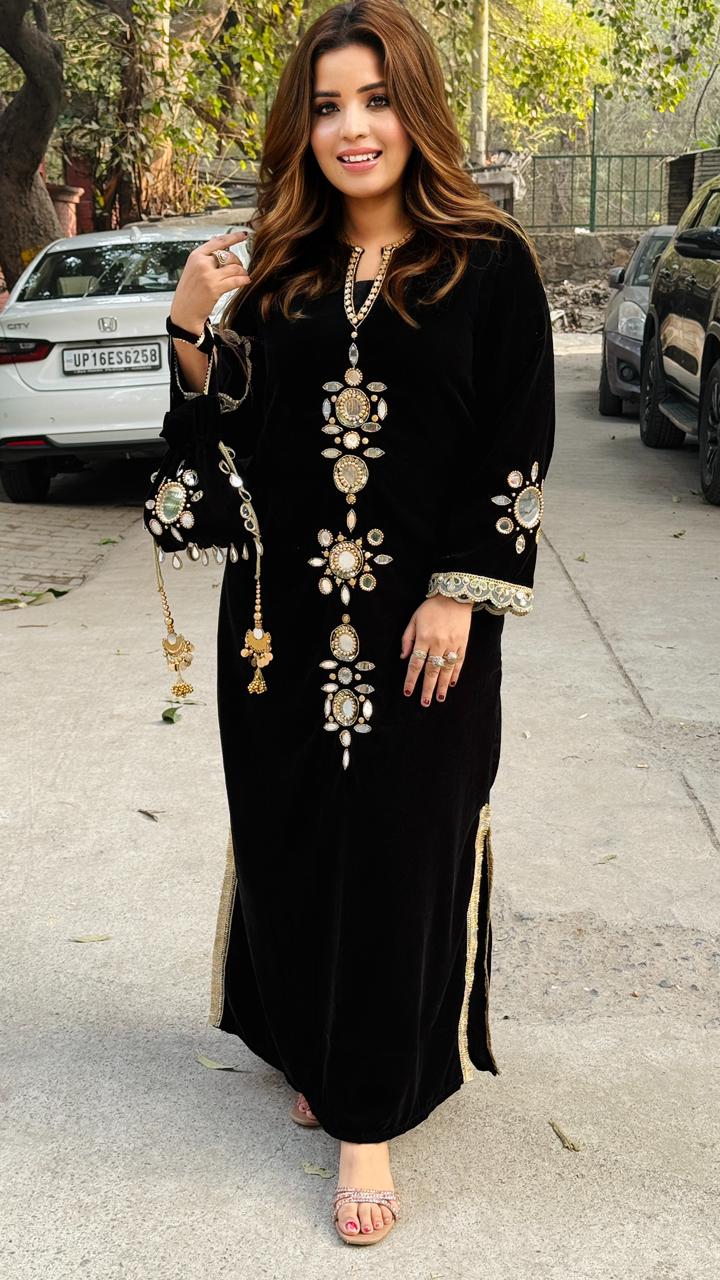 Sareya Kurti- Green, Black