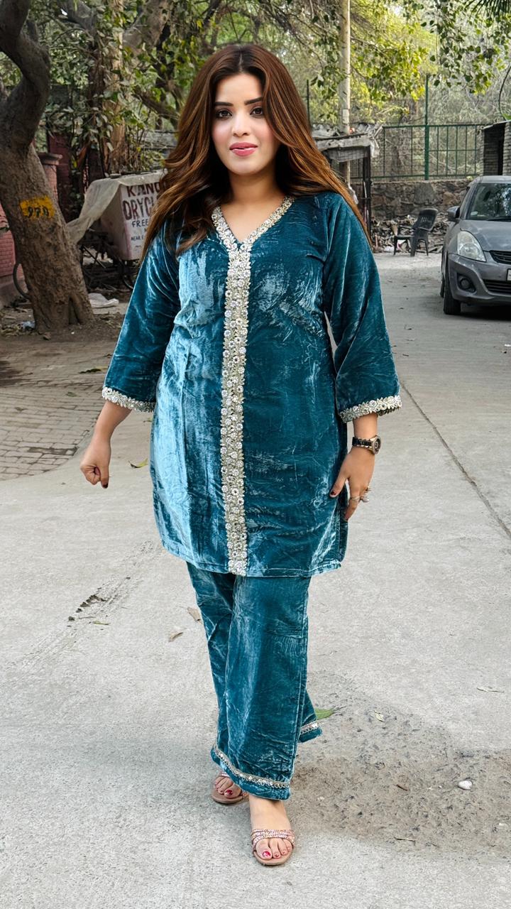 Elviza Velvet Suit Set-Blue