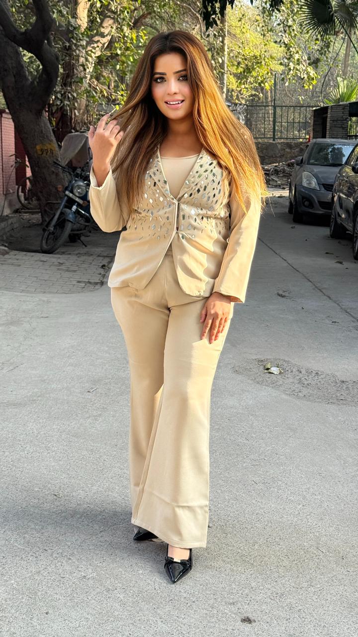 Almira Blazer Set- White, Black, Beige