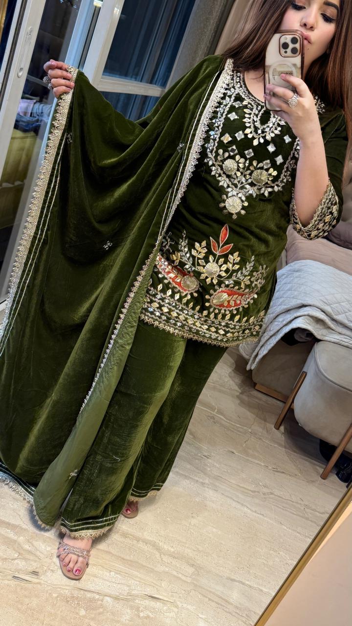 Nesrin Velvet Kurta Suit Set- Green, Blue, Red