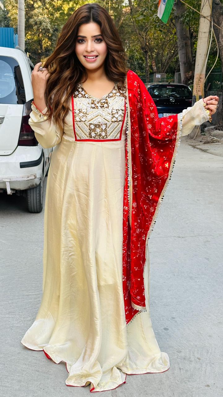 Zehvala Velvet Anarkali- Biege