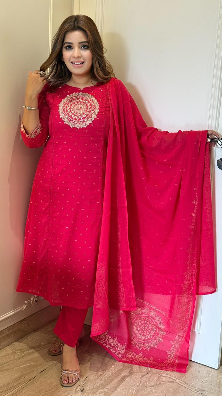 Avasree Booti Set- Pink