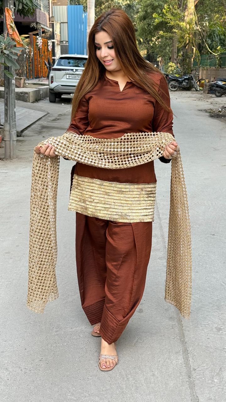 Tanveera Farshi Salwar Set- Brown