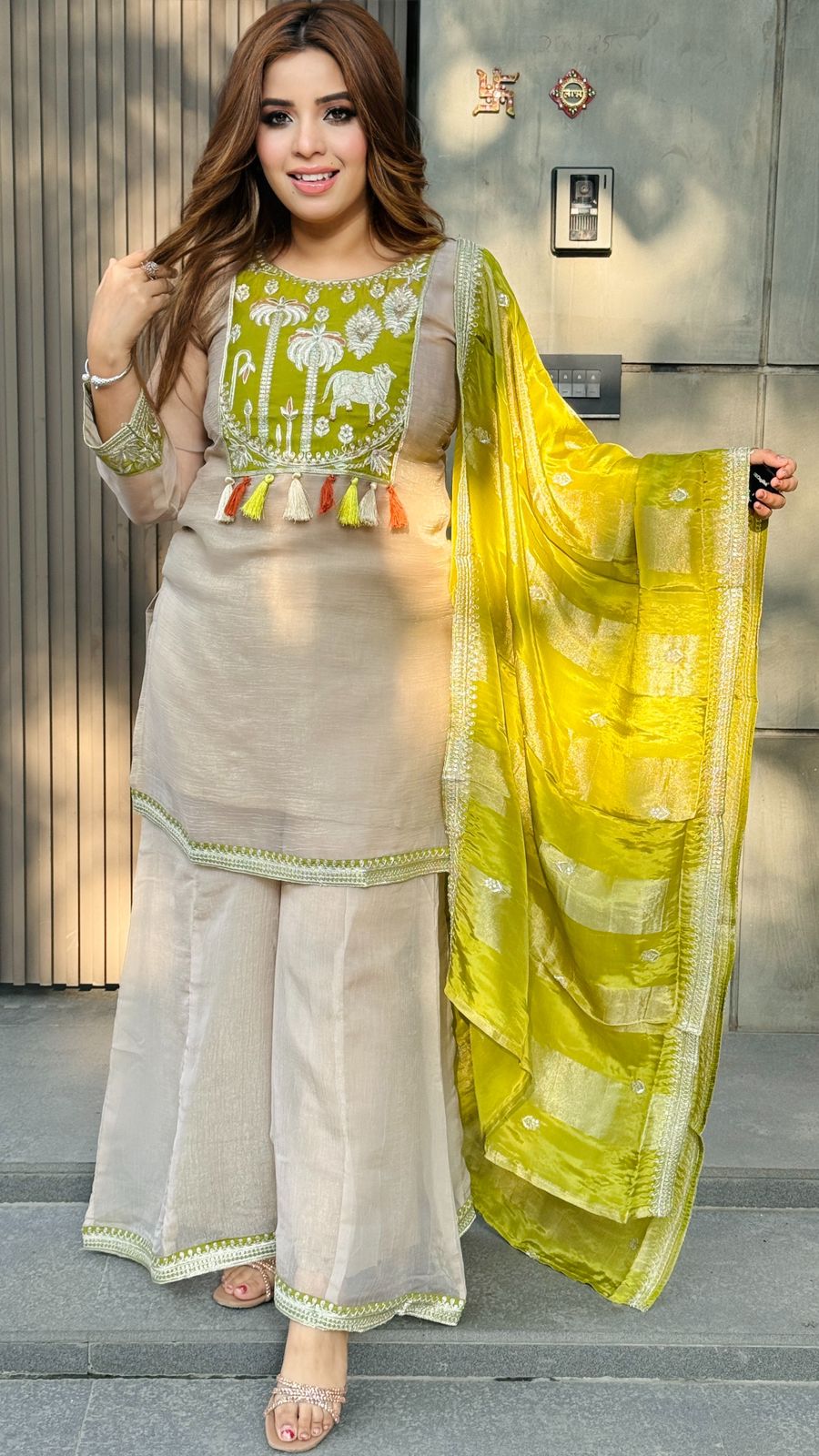 Saaniri Plazo Suit Set- Green, Pink