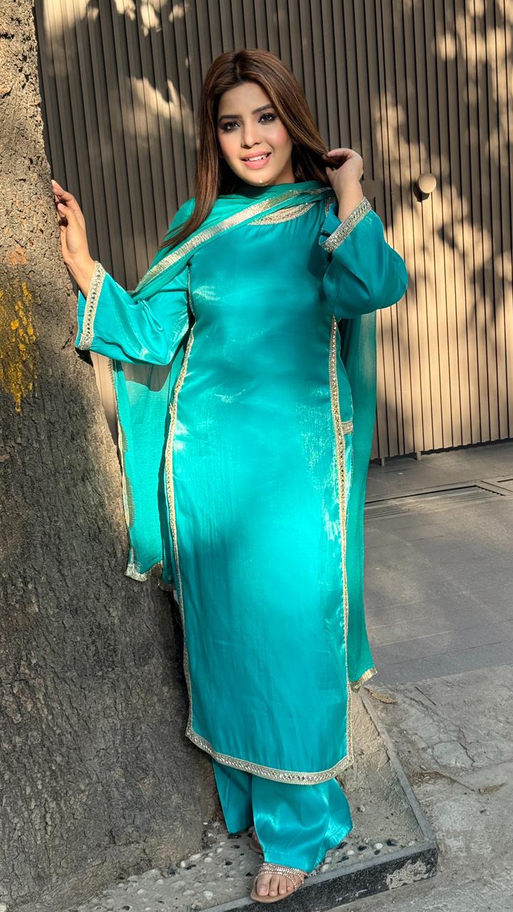 Zehraana Satin Suit Set- Blue