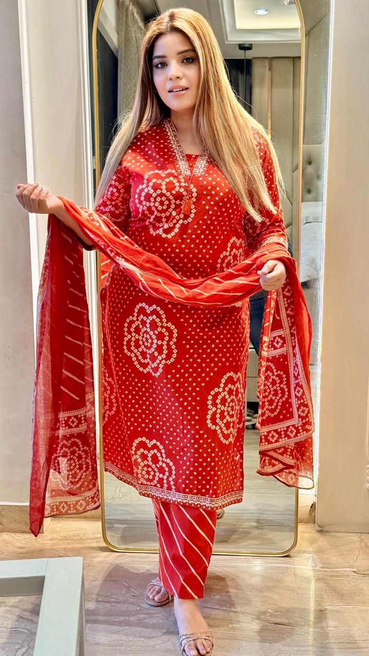 Aashvya Suit Set
