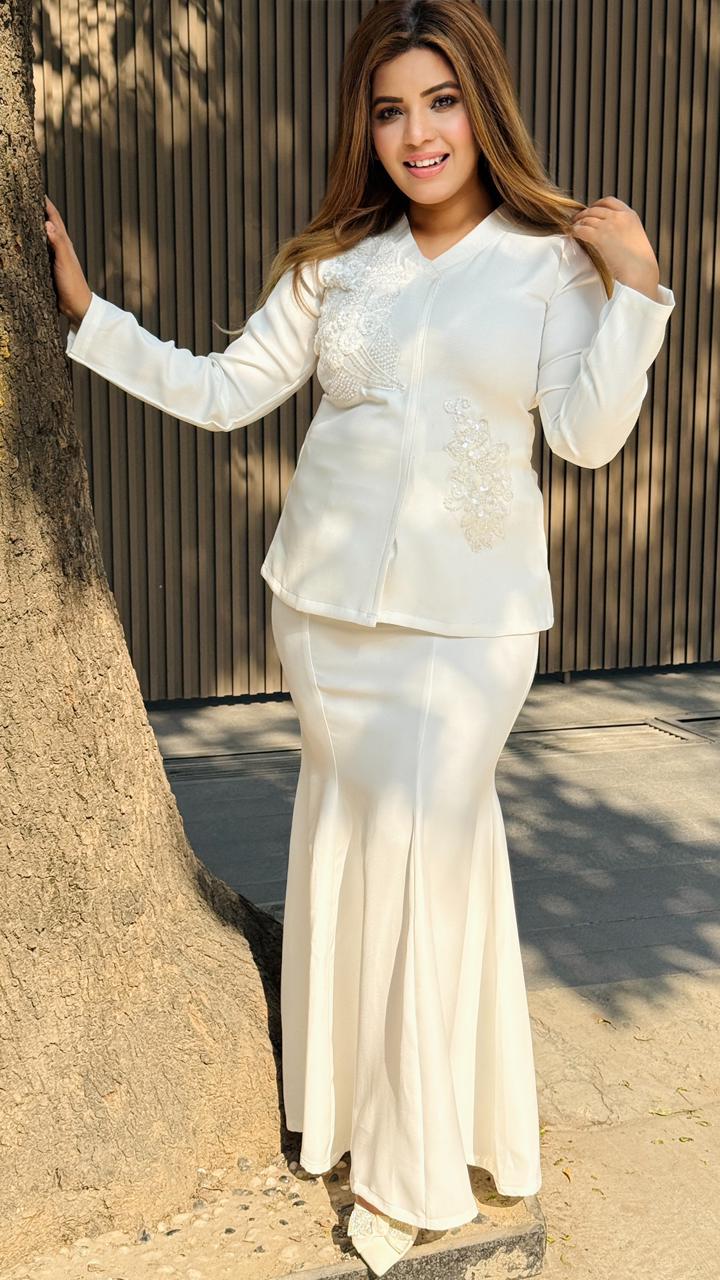 Maivira Skirt Set- White