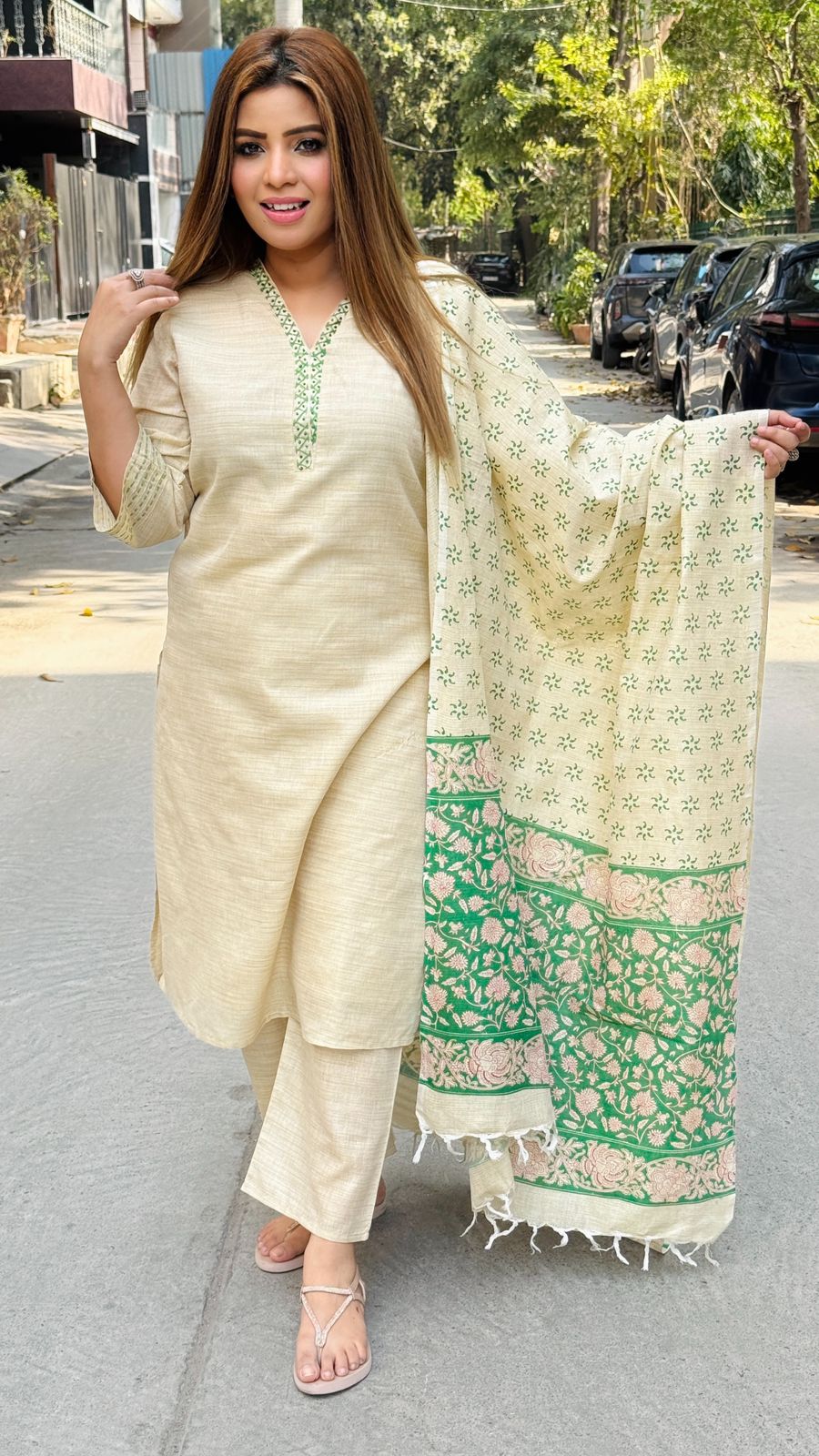 Riyanaah Suit Set
