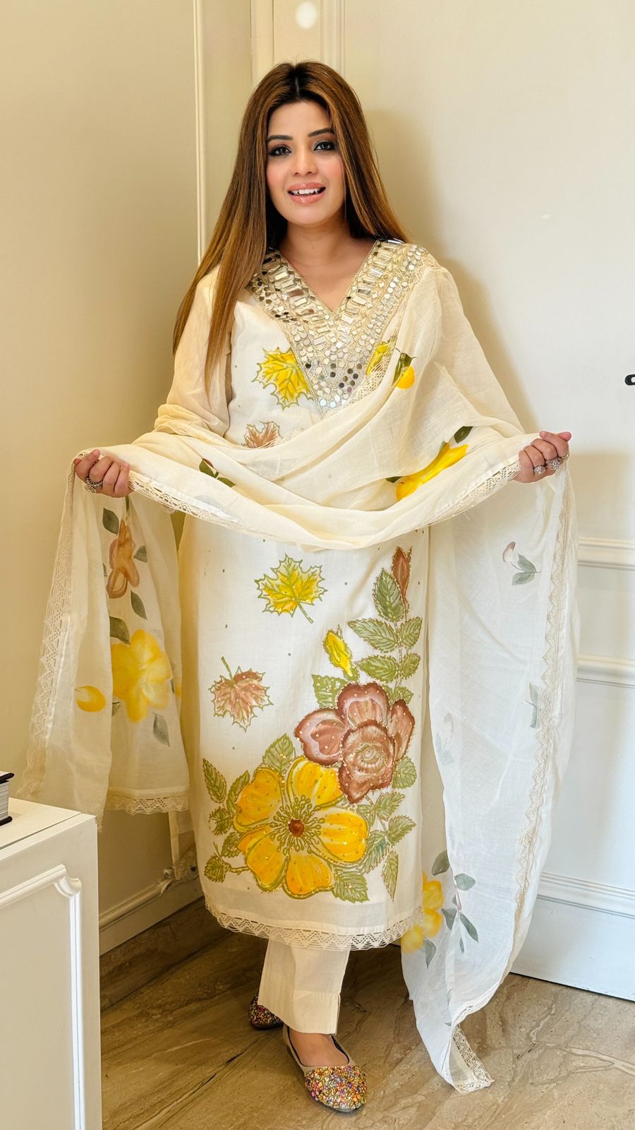 Navyaara Suit Set- White