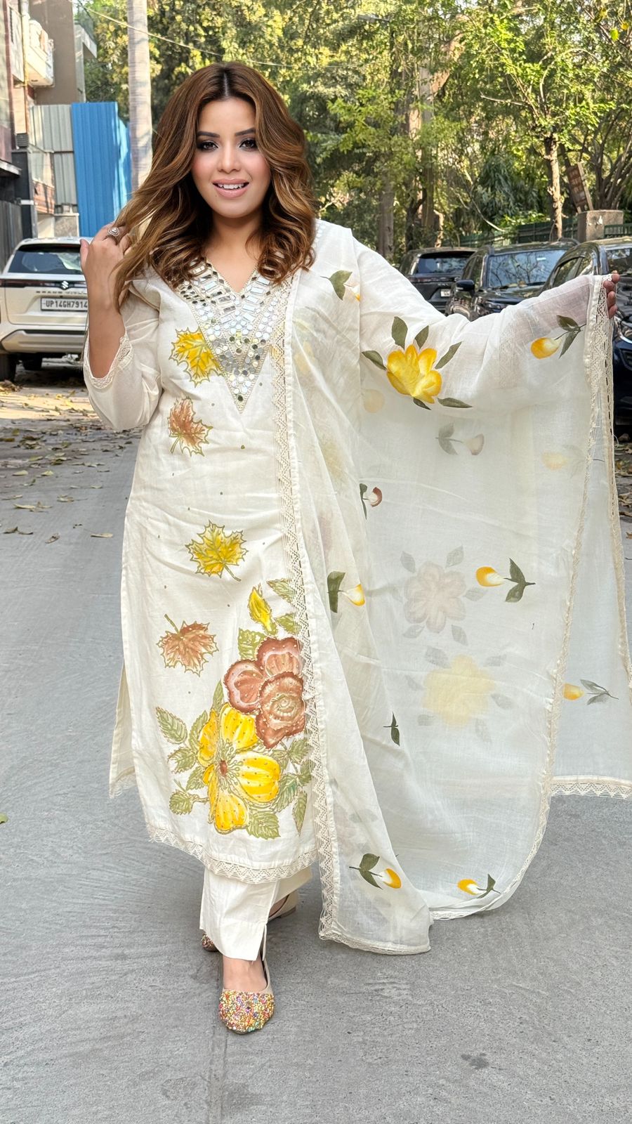 Navyaara Suit Set- White