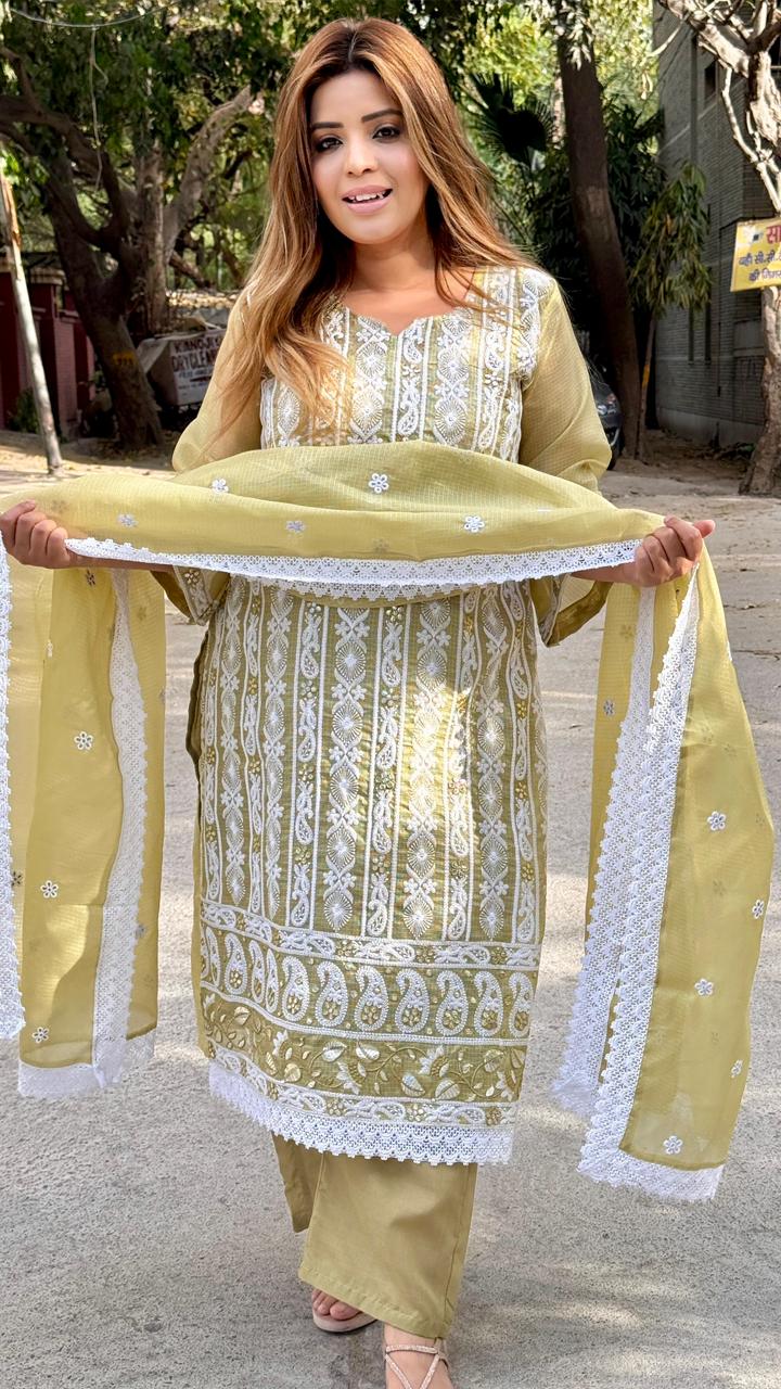 Shyna Lakhnawi Suit Set- Pink, Blue, Green, Lavender