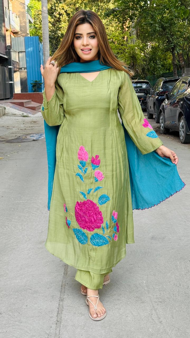 Vasvika Pure Mal Cotton Suit Set- Green, Beige