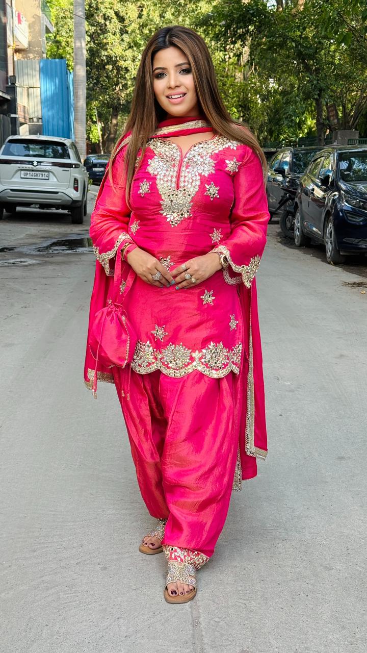 Devyaraani Shimmer Suit Set- Pink
