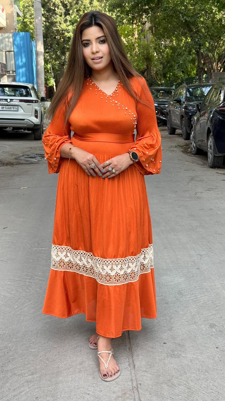 Crinova Cotton Gown- Yellow, Orange