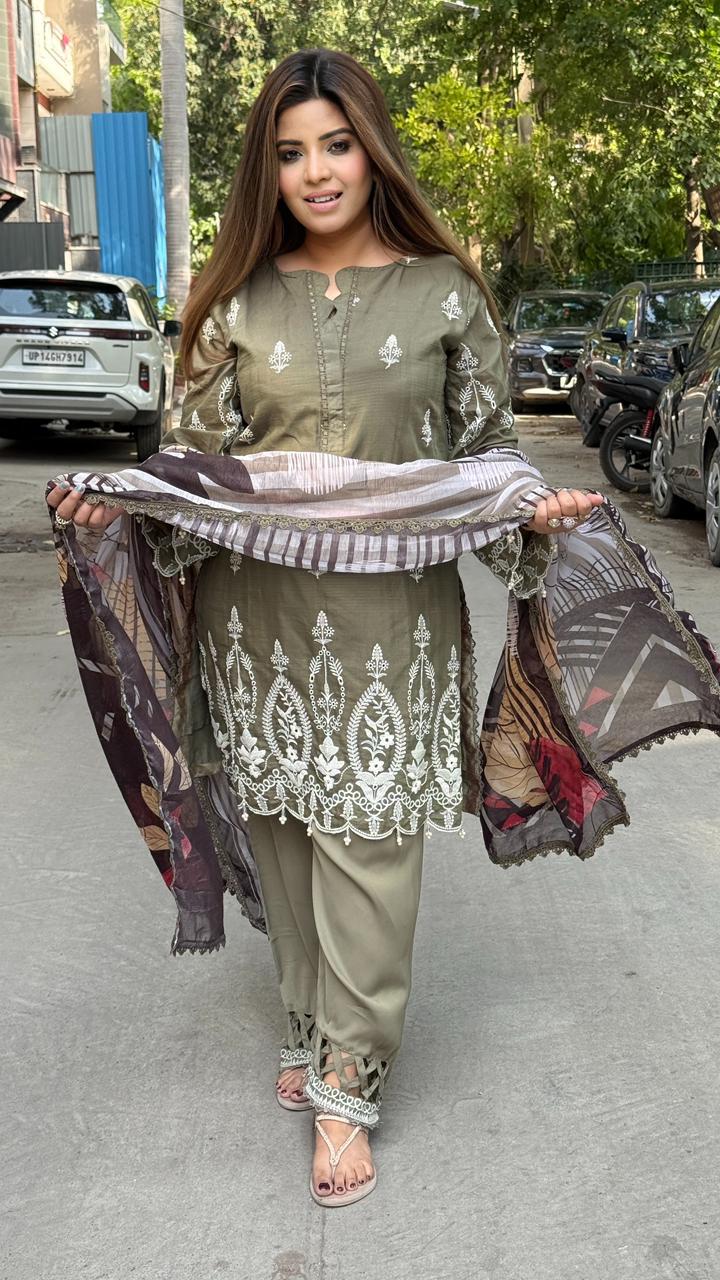 Iravikaara Cotton Aari Suit Set- Brown, Blue, Green