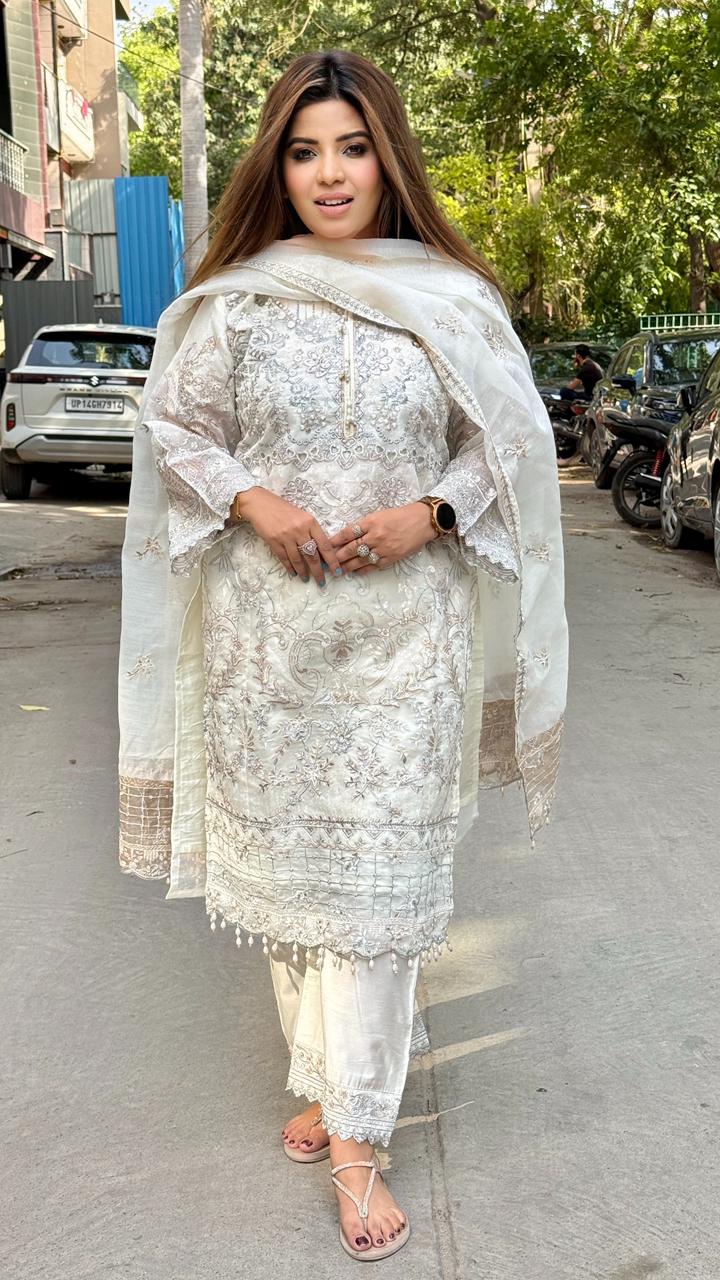 Charvisha Cotton Suit Set- White