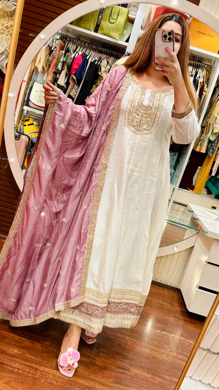 Aaryashika Anarkali Suit Set