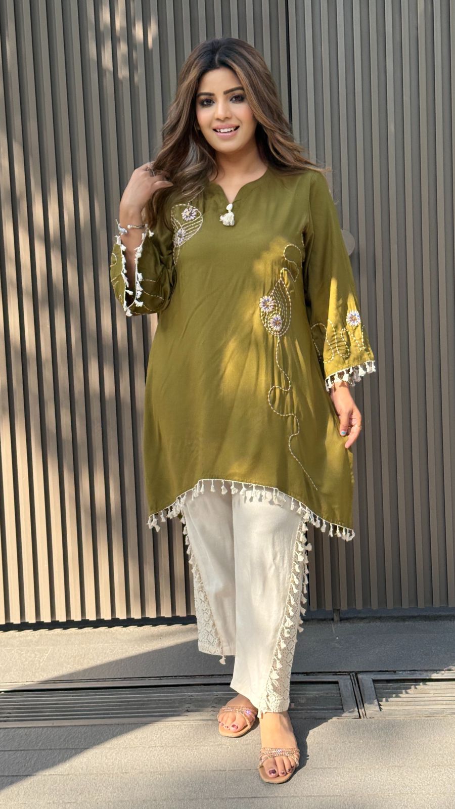 Aaryelza Cotton C-Cut Suit Set- Green