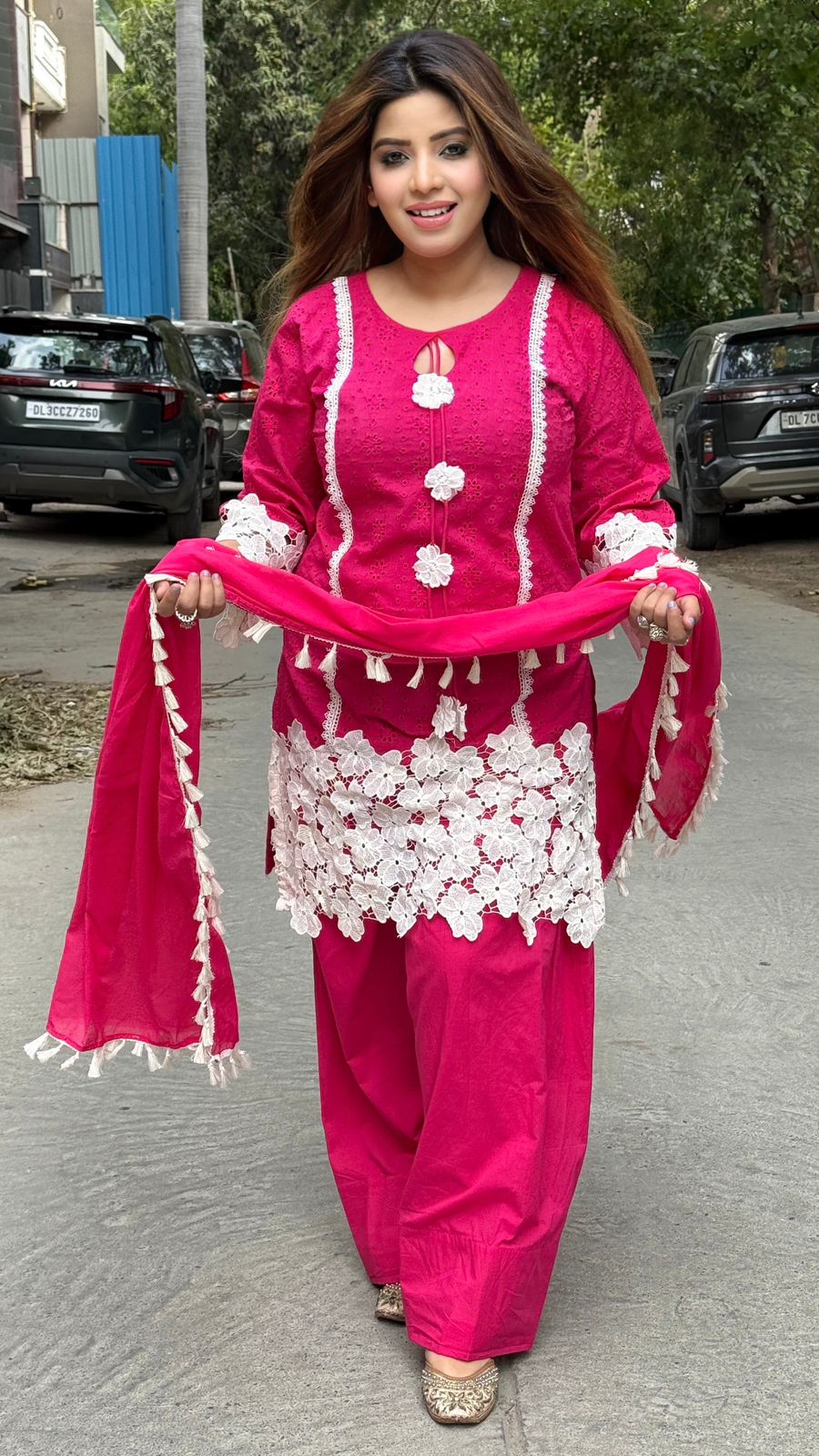 Aashi Salwar Suit Set- Magenta